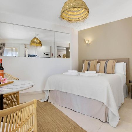 Shiny Studio With Pool & Carihuela Beach At 500M Torremolinos Exteriör bild