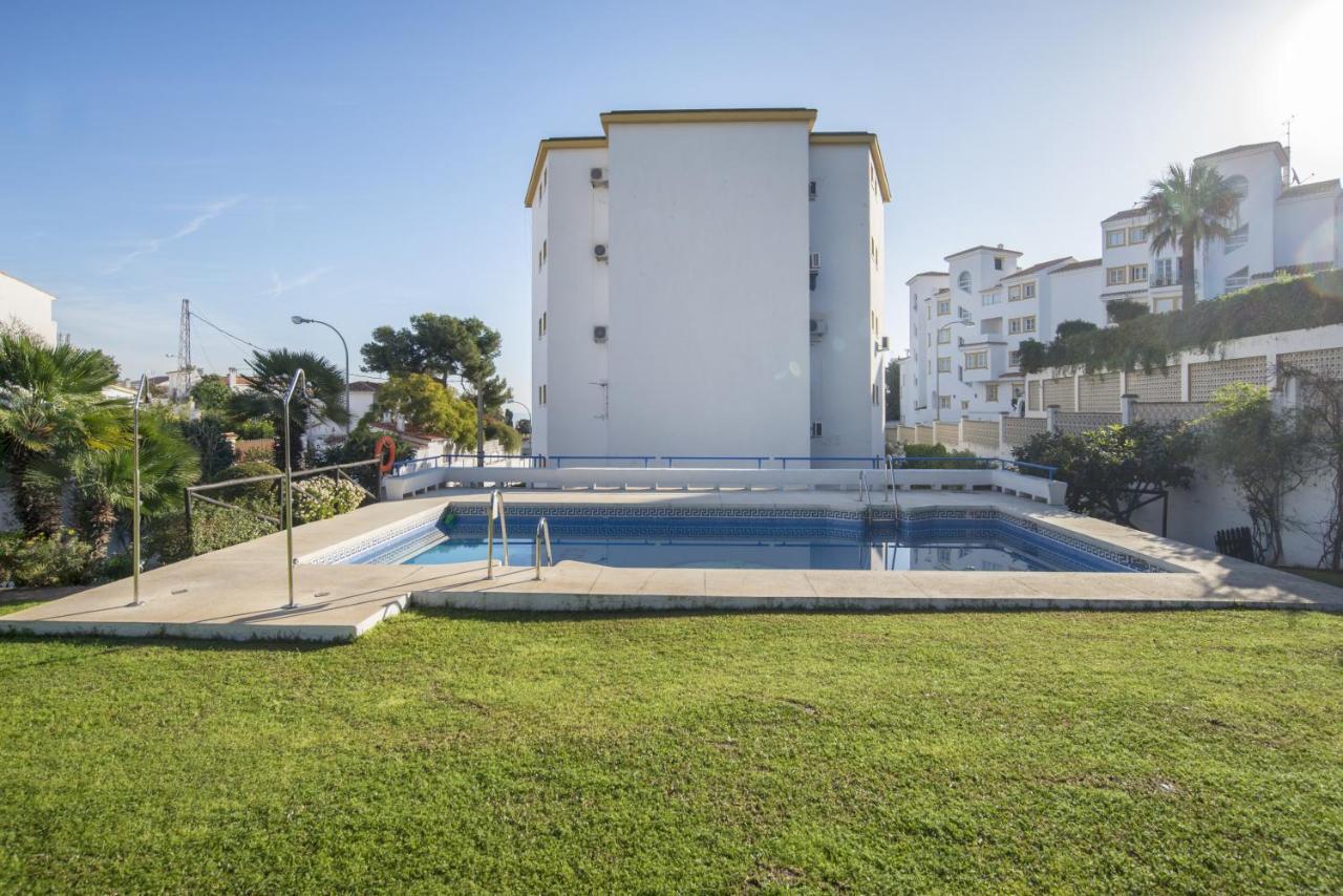 Shiny Studio With Pool & Carihuela Beach At 500M Torremolinos Exteriör bild