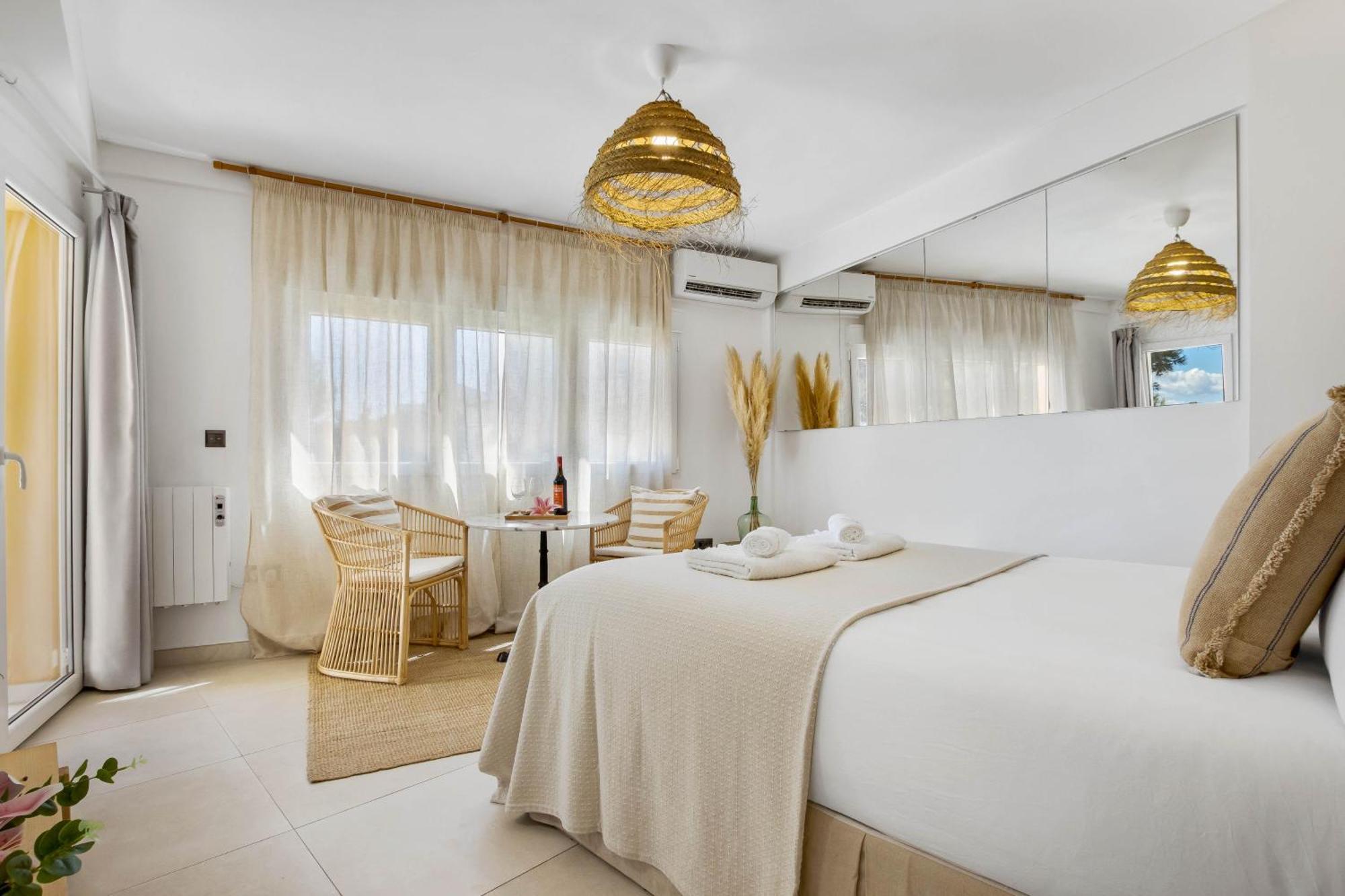Shiny Studio With Pool & Carihuela Beach At 500M Torremolinos Exteriör bild