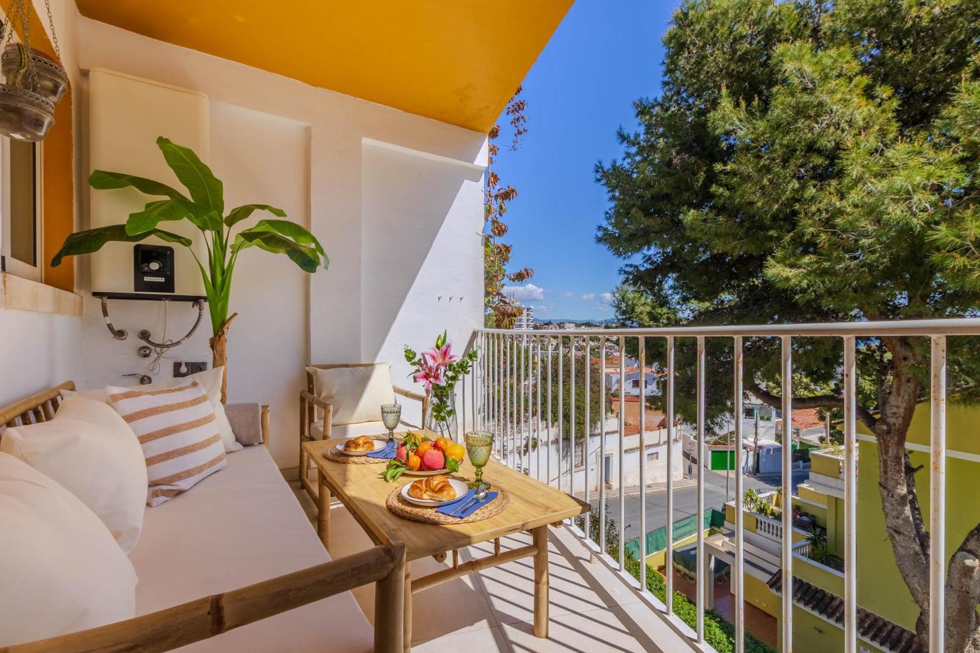 Shiny Studio With Pool & Carihuela Beach At 500M Torremolinos Exteriör bild